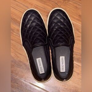 Women’s Used Steve Madden shoes , size 8